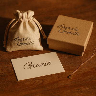 Alba® | Umarmung Anhänger Halskette