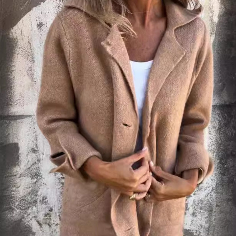 Claudia® | CASUAL EIN-KNOPF-JACKE MIT KAPUZE
